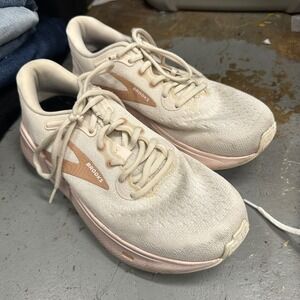 Brooks Ghost Max Womens‎ Running Shoes Cream Peach Pink 1203951B135 Size 9.5 B